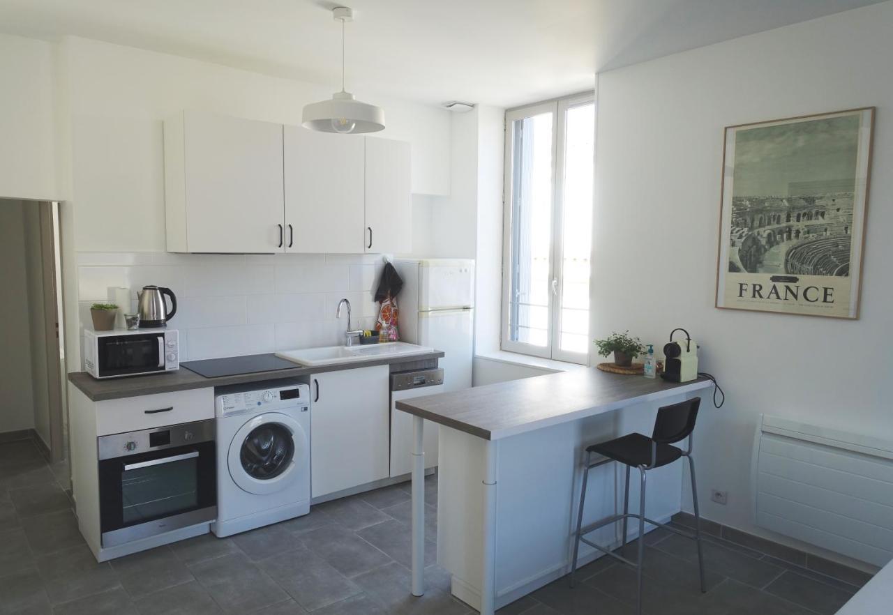 Maison Carree/Coeur Historique De Nimes - Superbe Appt 55M² Exterior photo