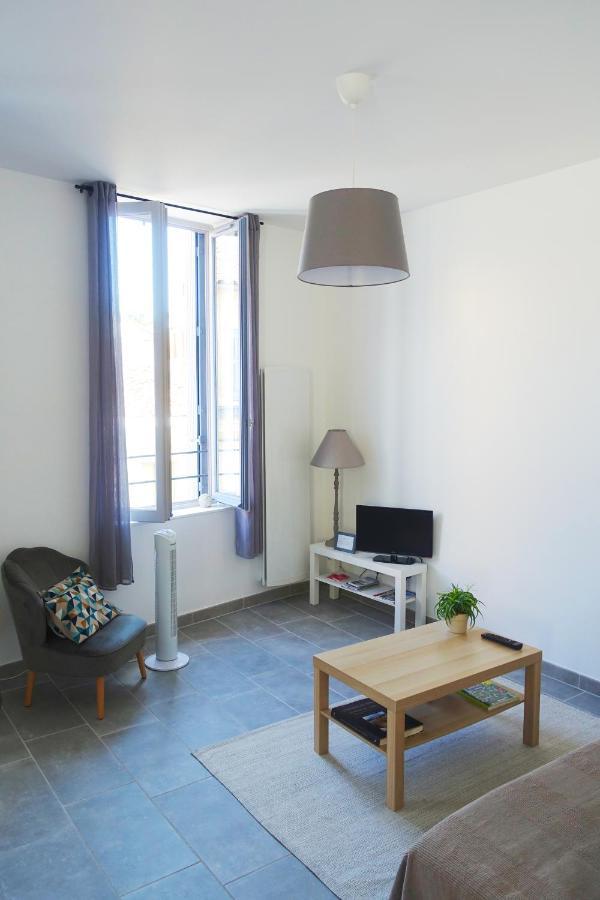 Maison Carree/Coeur Historique De Nimes - Superbe Appt 55M² Exterior photo